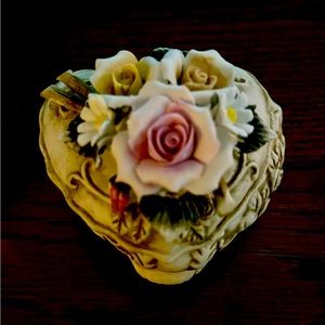 Vintage Italian Floral Trinket / Jewelry Box